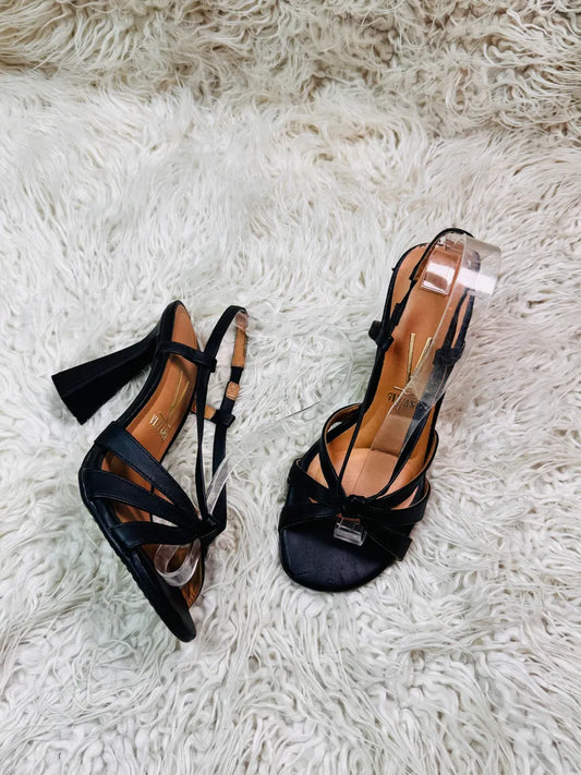 Vizzano black Heel