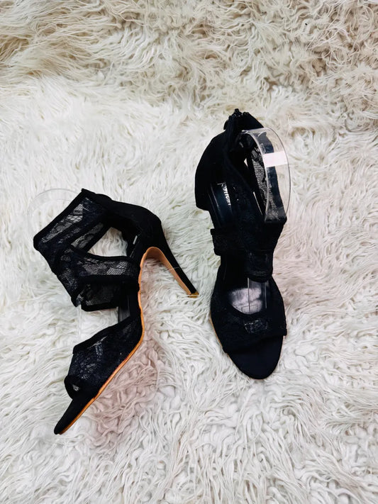 Sheln Heel Black