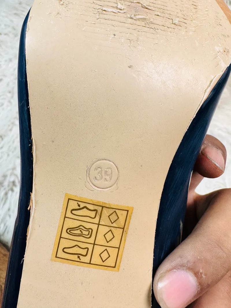 Safwah Dark Blue Pump Style Heel