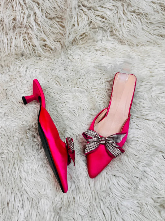 Shocking pink heel