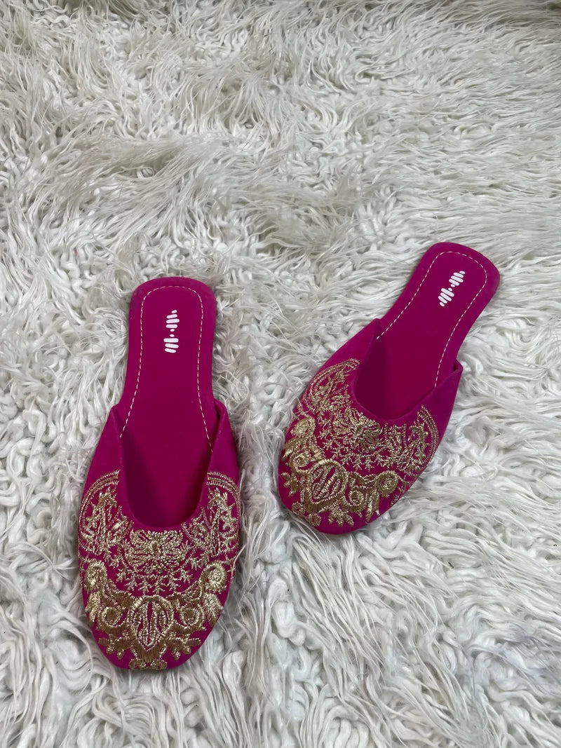 Khaadi Shocking Pump  Khussa Style Flat