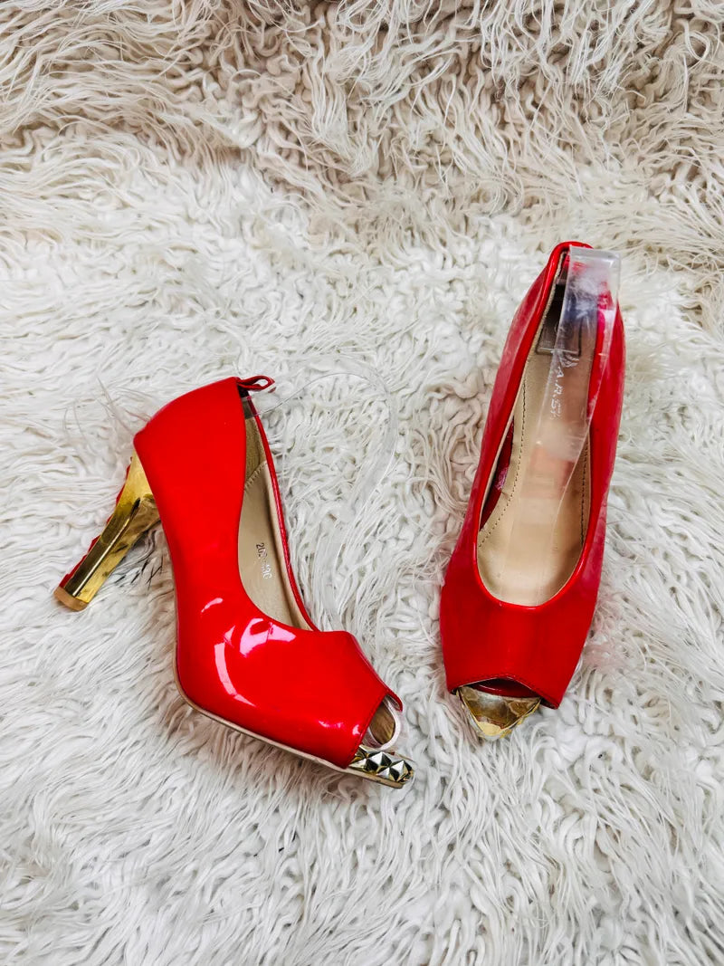 Red Heel pumps Style