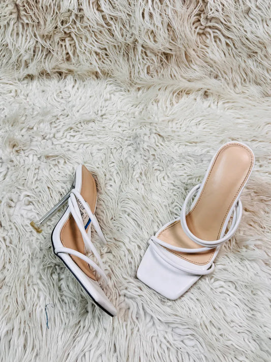 White pencil heel
