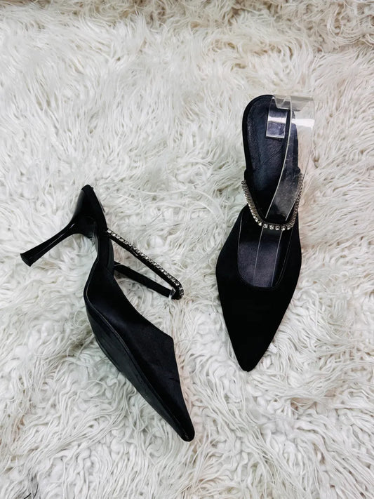 pencil Black heel