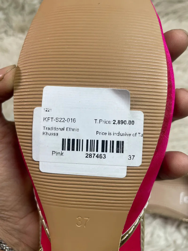 Shocking pink khussa Kaaj by ideas