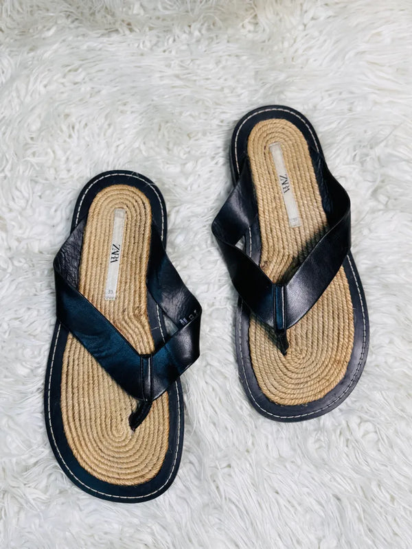 SLIPPER'S