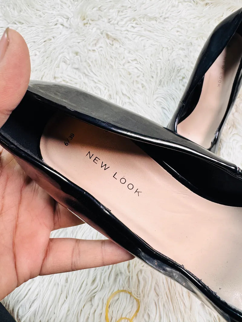 New look black pump Heel
