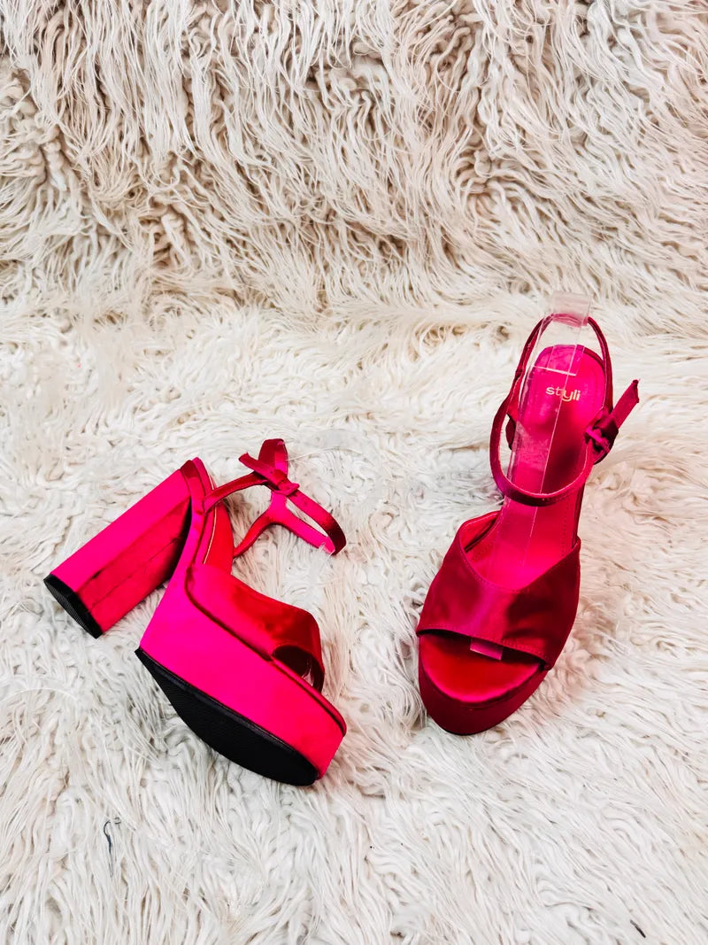 Stylii Shocking pink Heel