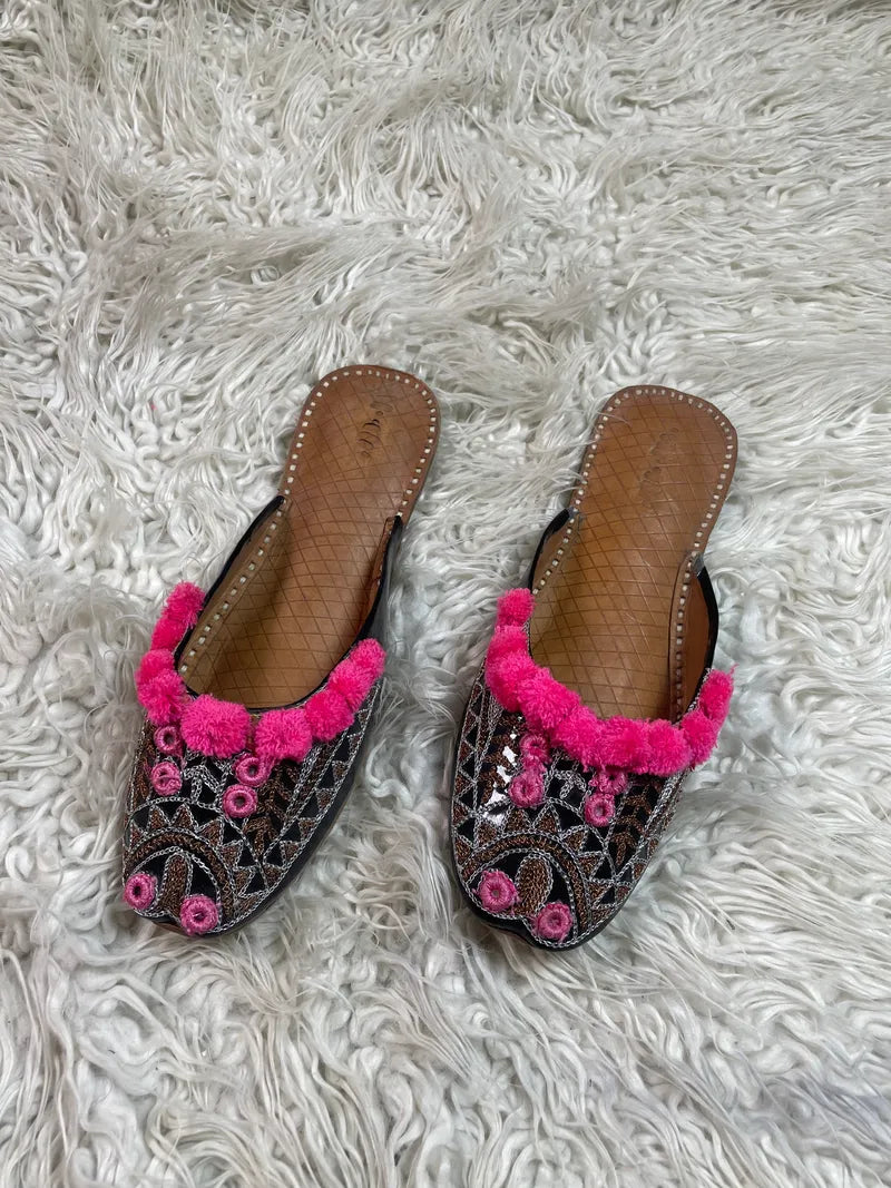 khaadi Black pink Embroided khusa style Flat