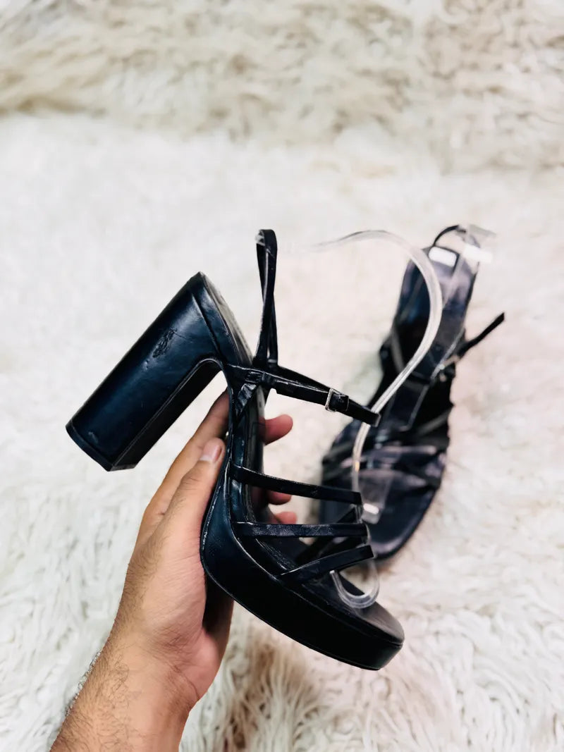 Pull & Bear Black Heel