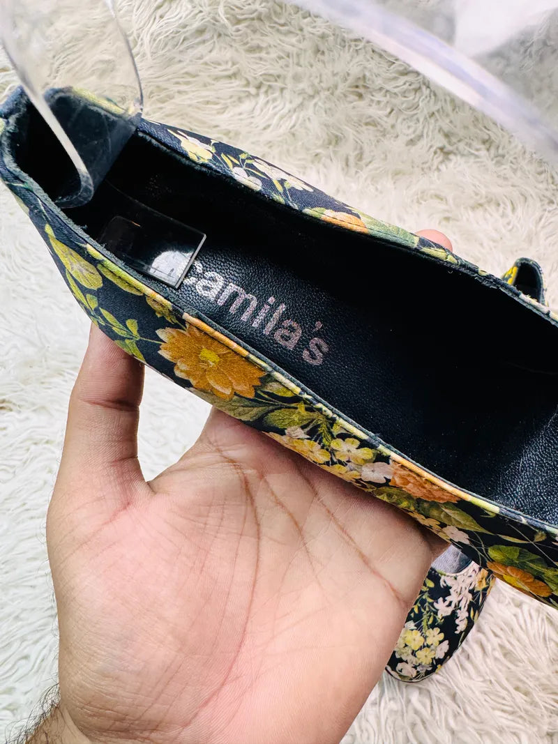 Camila’s Floral print Heel
