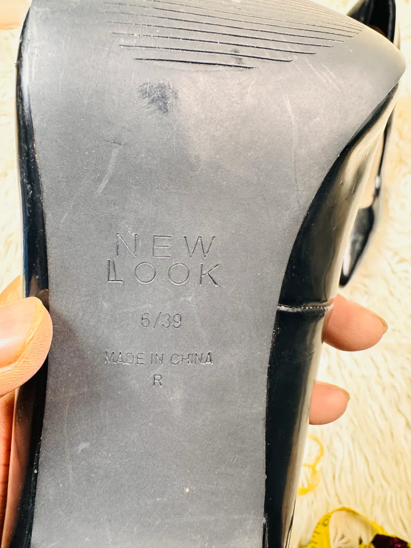 New look black pump Heel