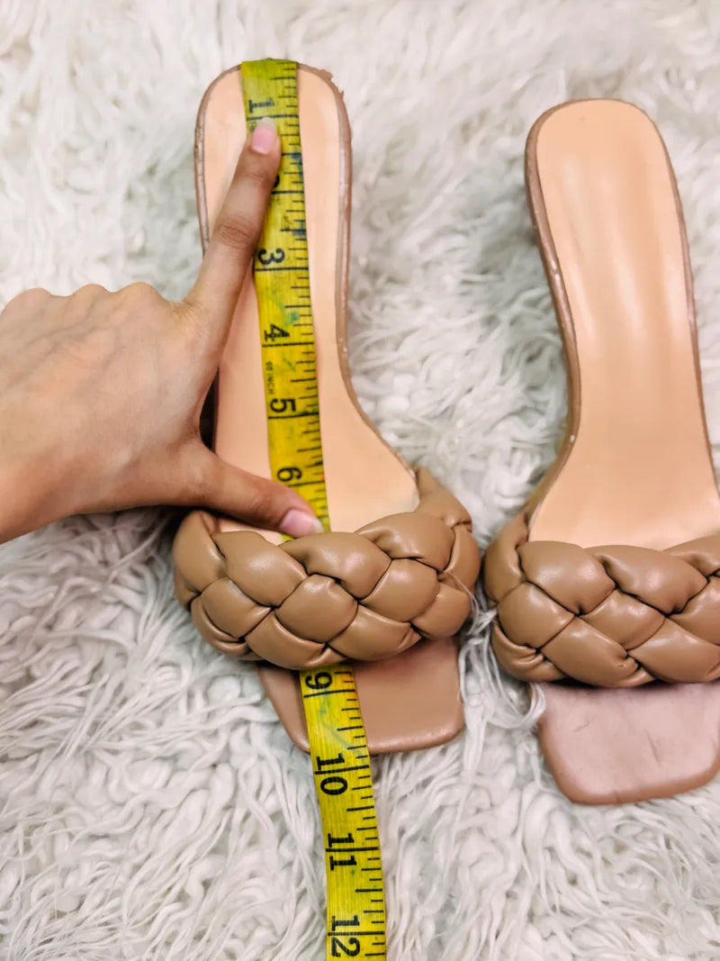 Pinkish Fawn  Heel