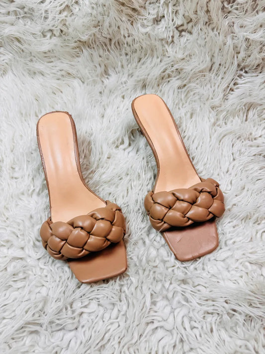 Pinkish Fawn  Heel