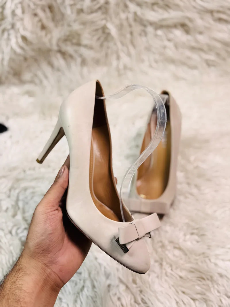 Bally Fawn Heel Pumps Style