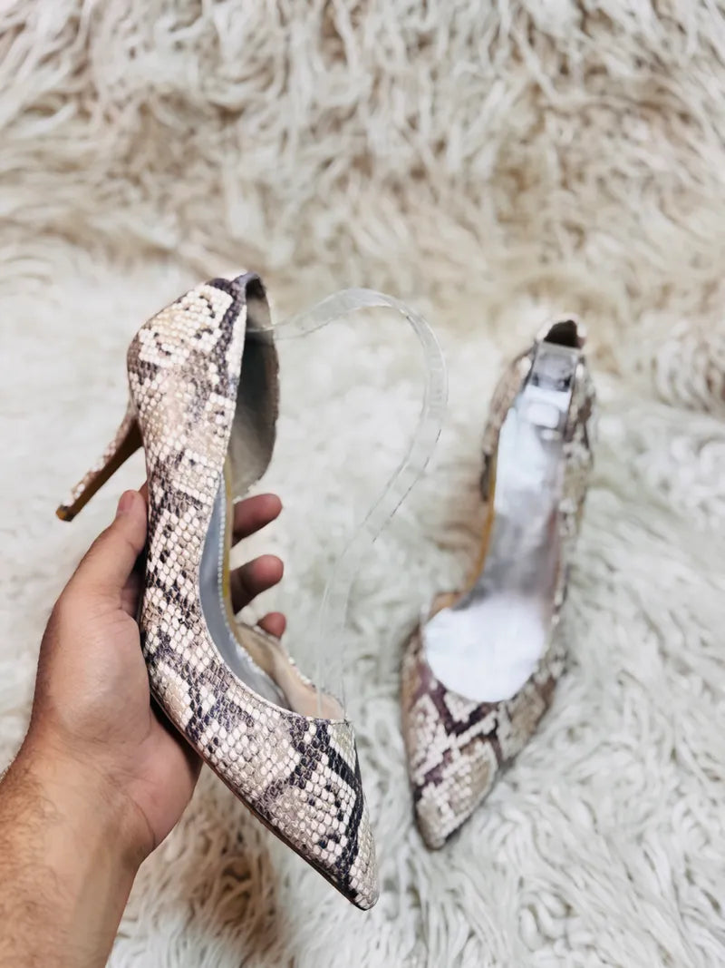 Lolya style snake heel