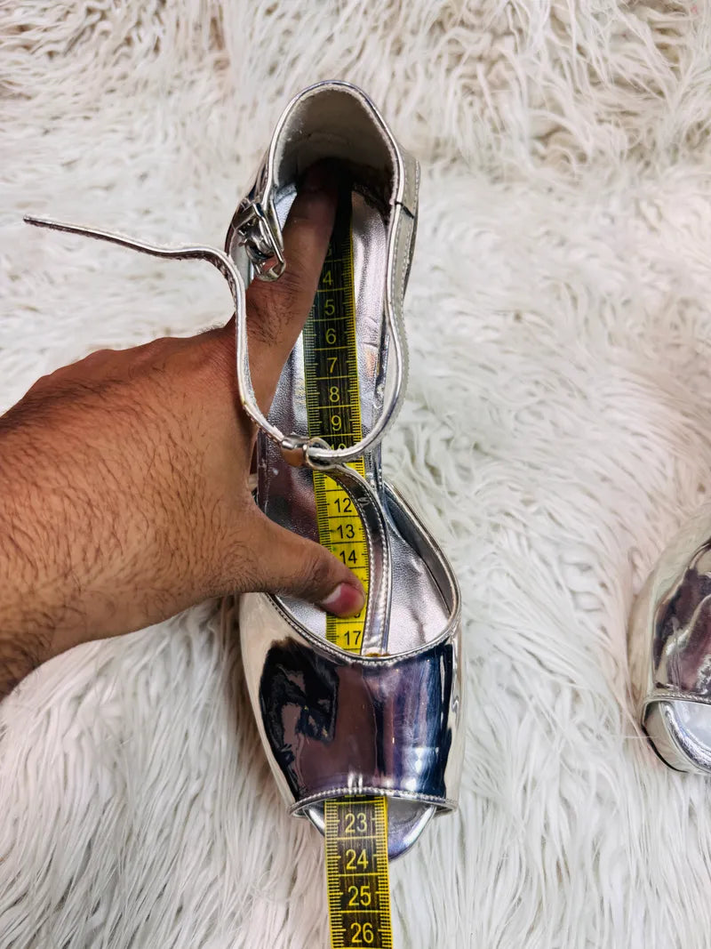 Robinson silver heel