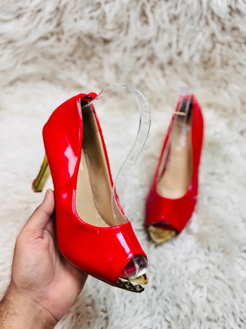 Red Heel pumps Style
