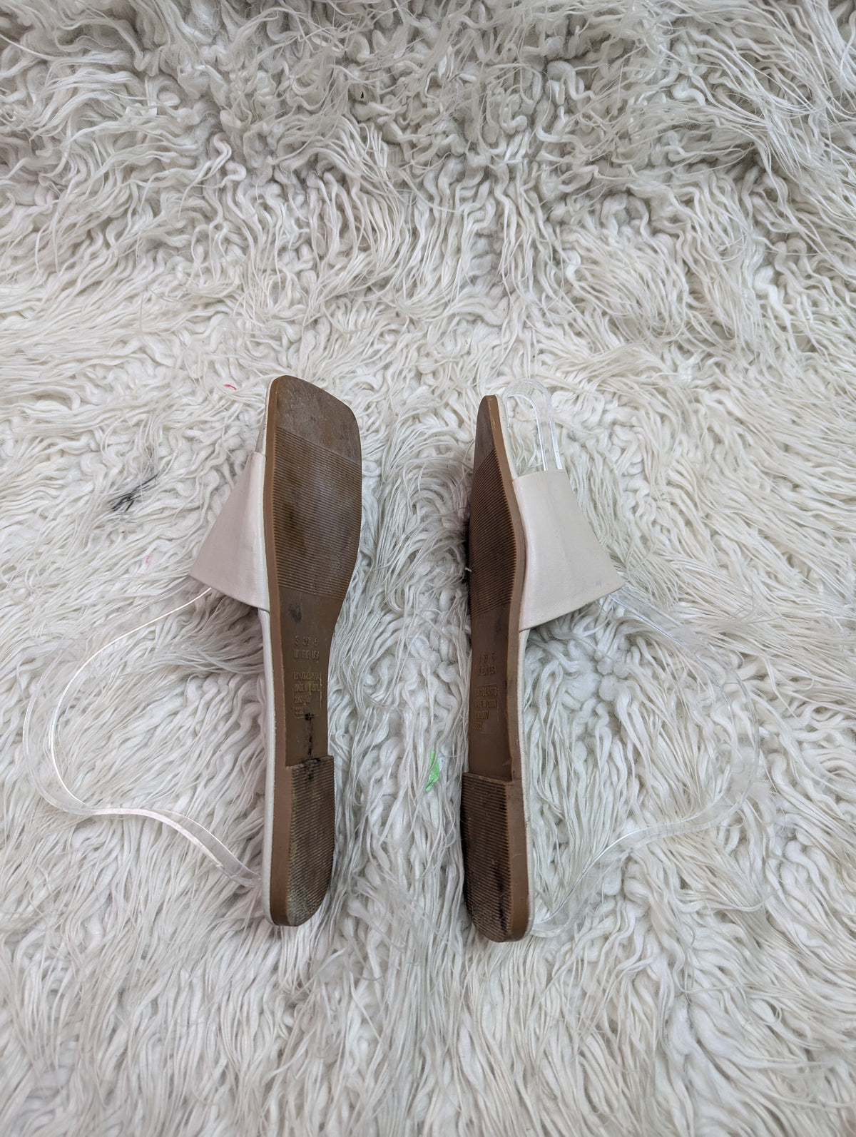 light color slipper