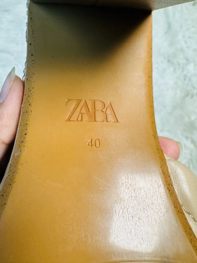 Zara (40)
