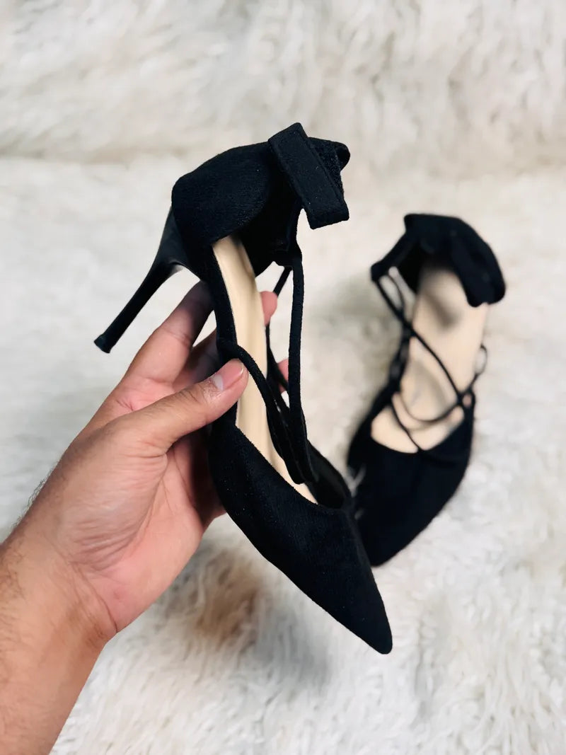 Black Heel (38)
