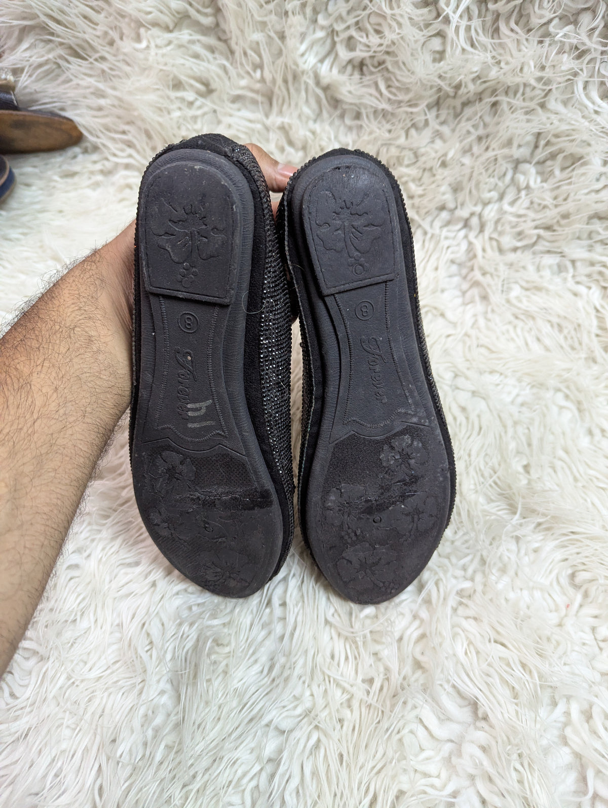 Forever black pump shiny black