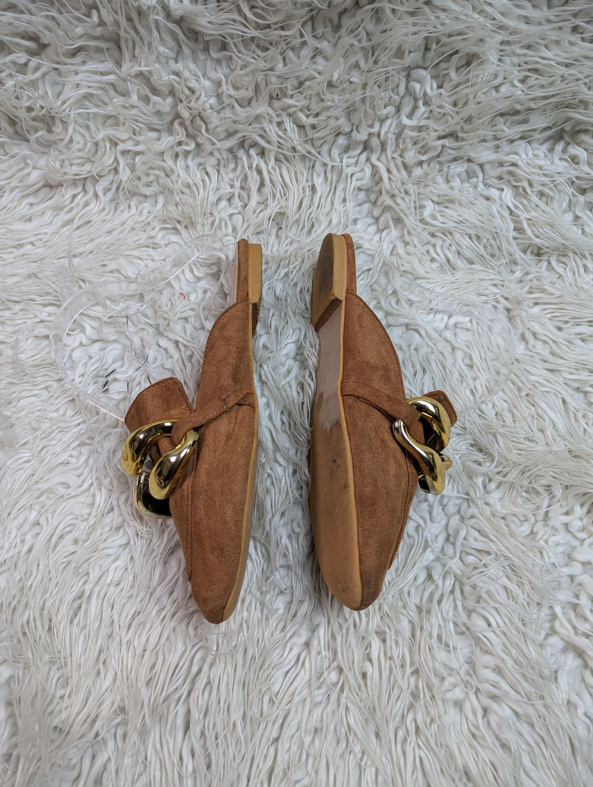 Sheln brown suede pump