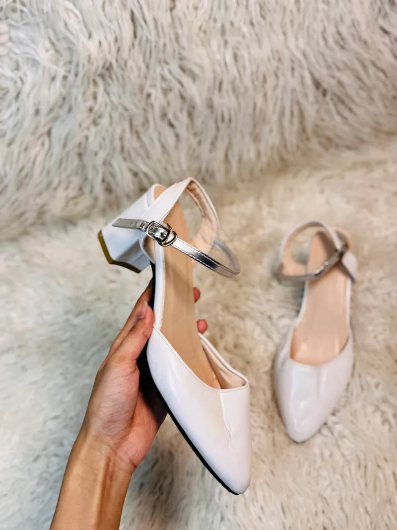 White Heel Size (37)