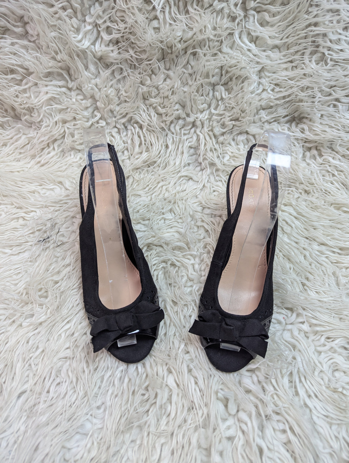 East5th black heel