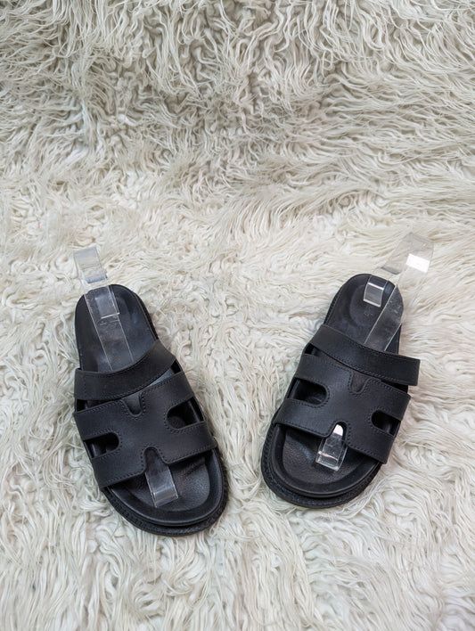 Black slipper for women's