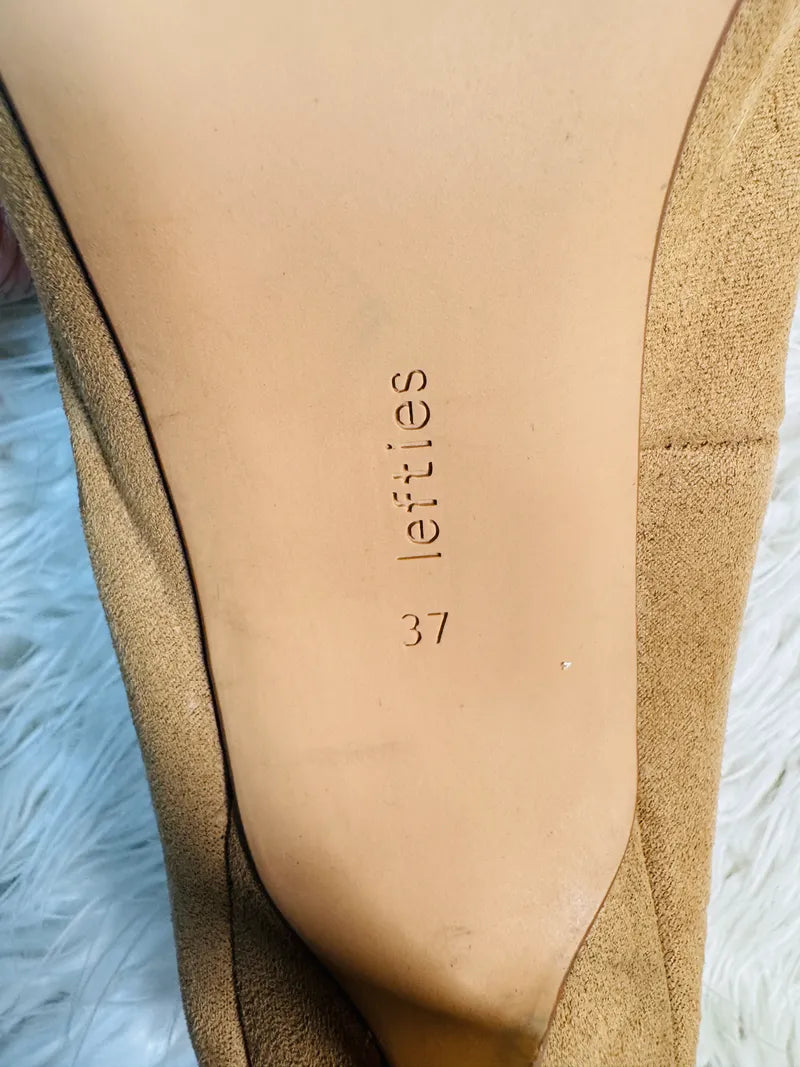 Lefties (37)