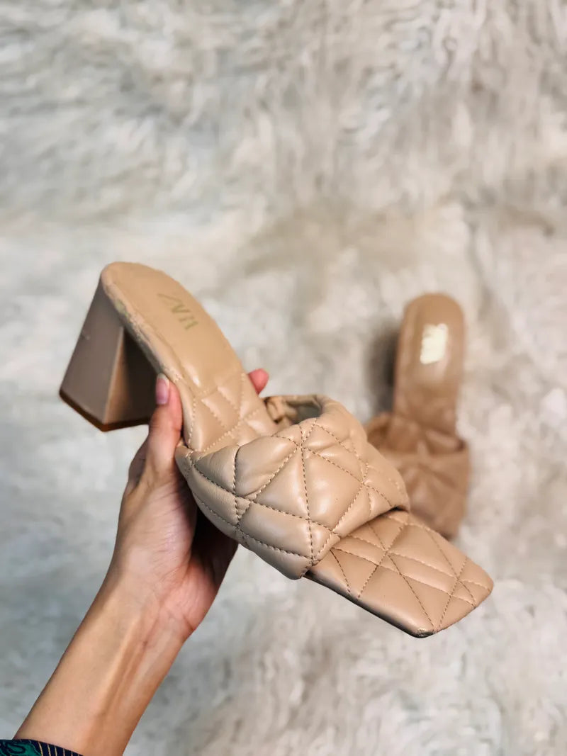 Zara (40)