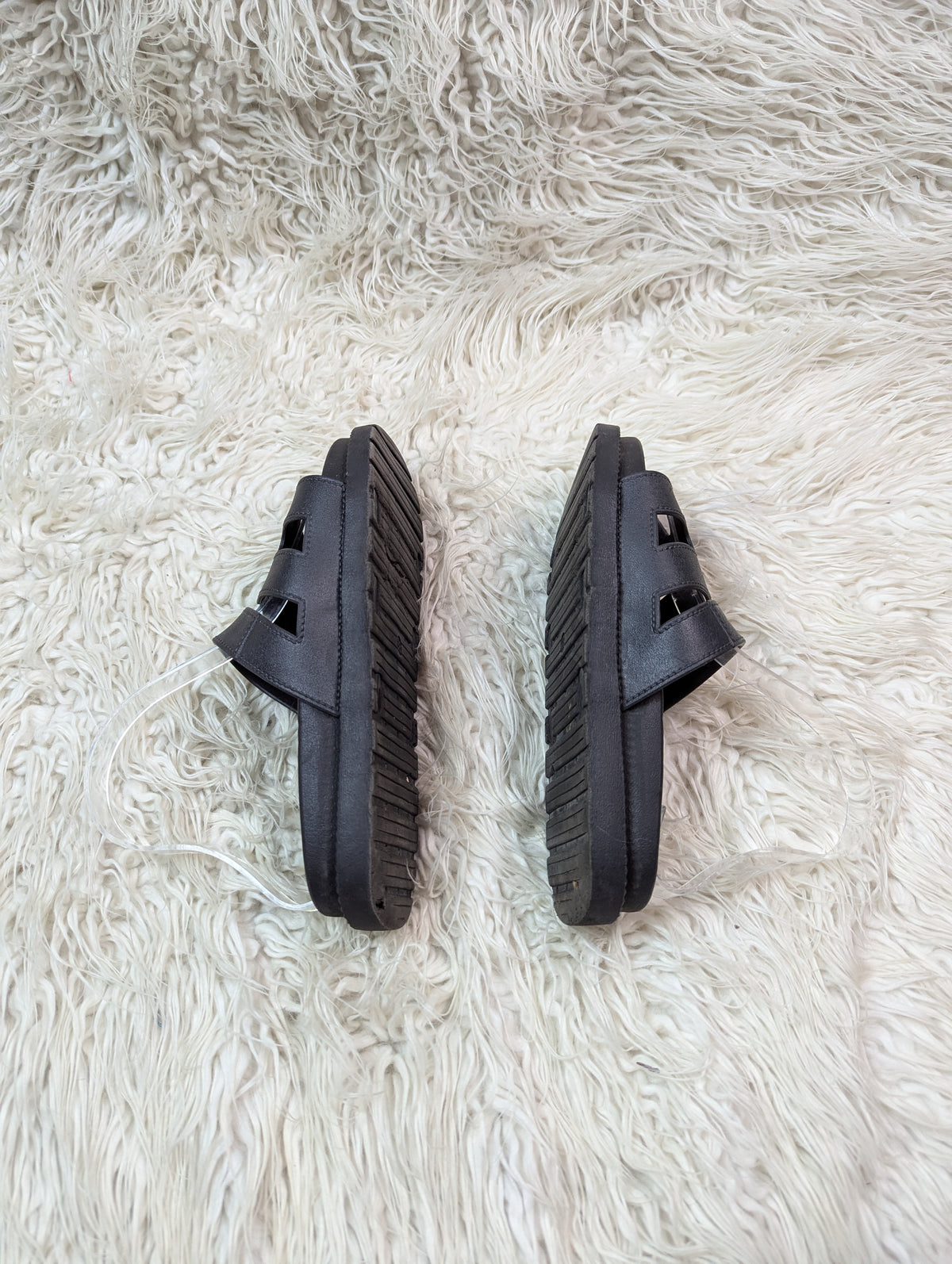 Black slipper for women's