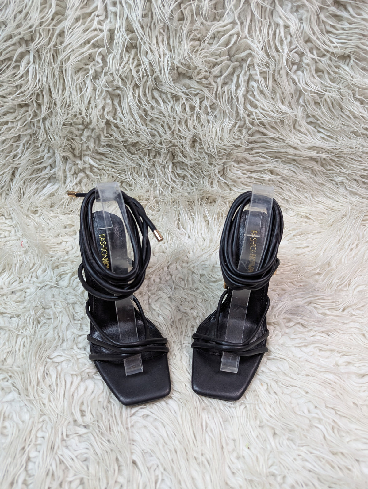 FAISHIONNOVA BLACK PENCIL HEEL