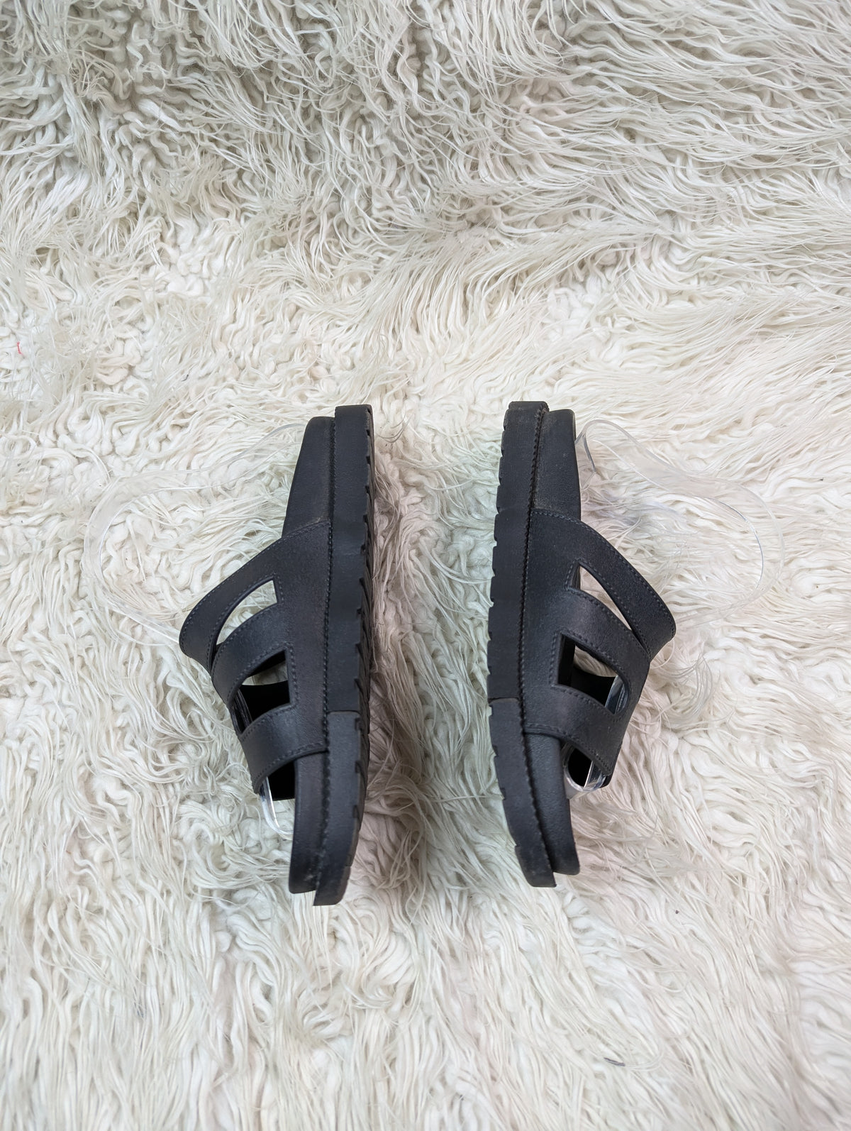 Black slipper for women's