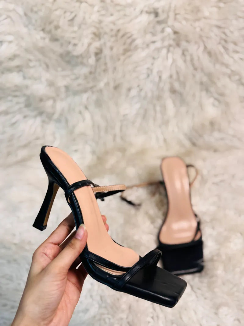Black Heel (36)