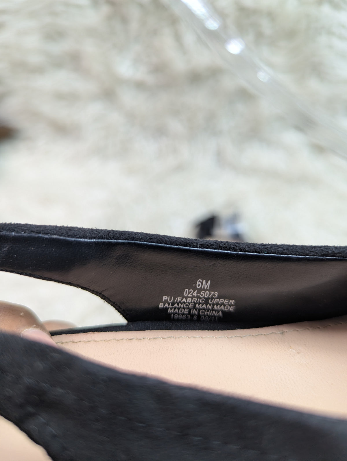East5th black heel