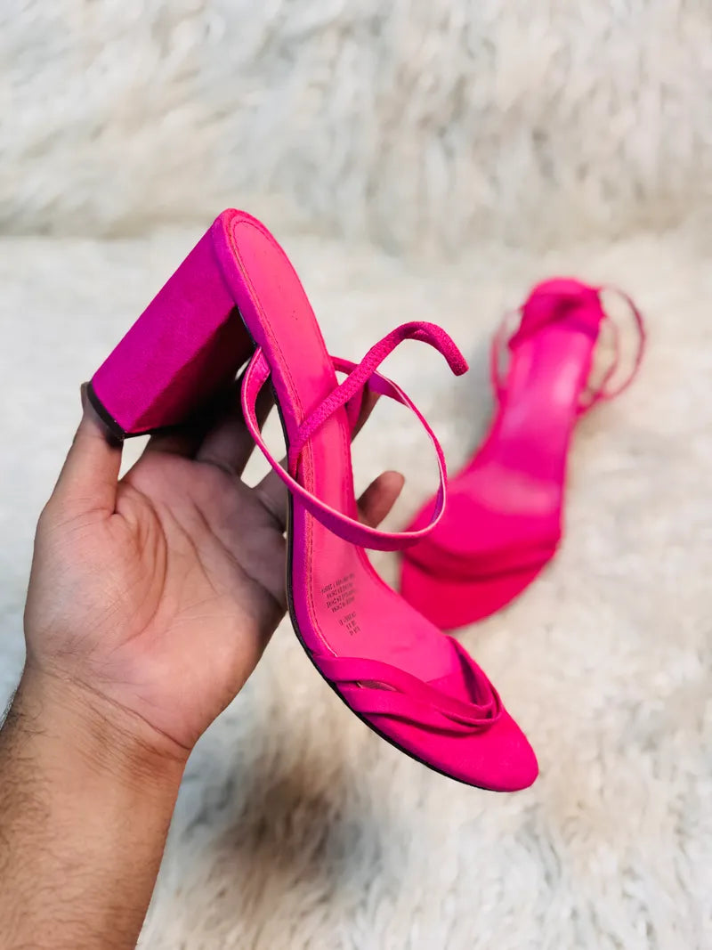 HM Heel (40)