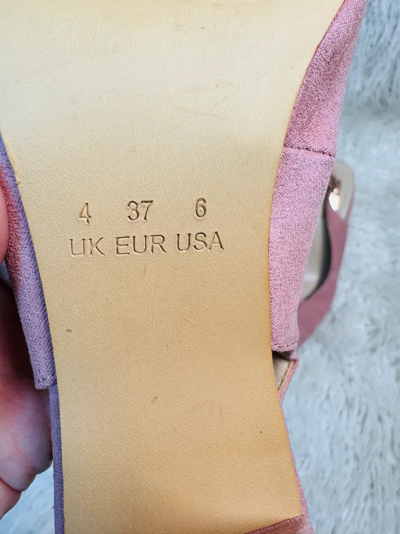 Baby pink heel (37)