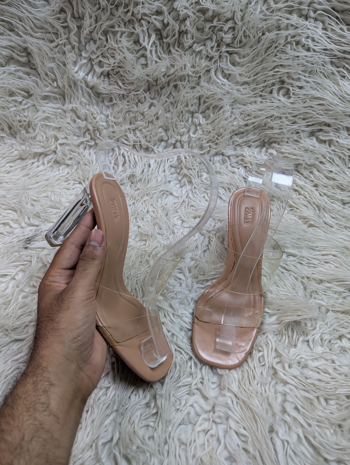 Zara Fawns heel