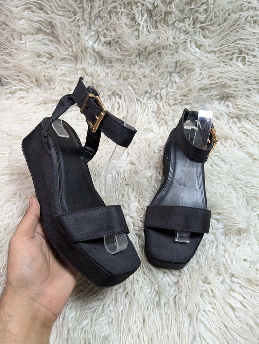 Asos Design Black heel style sandal