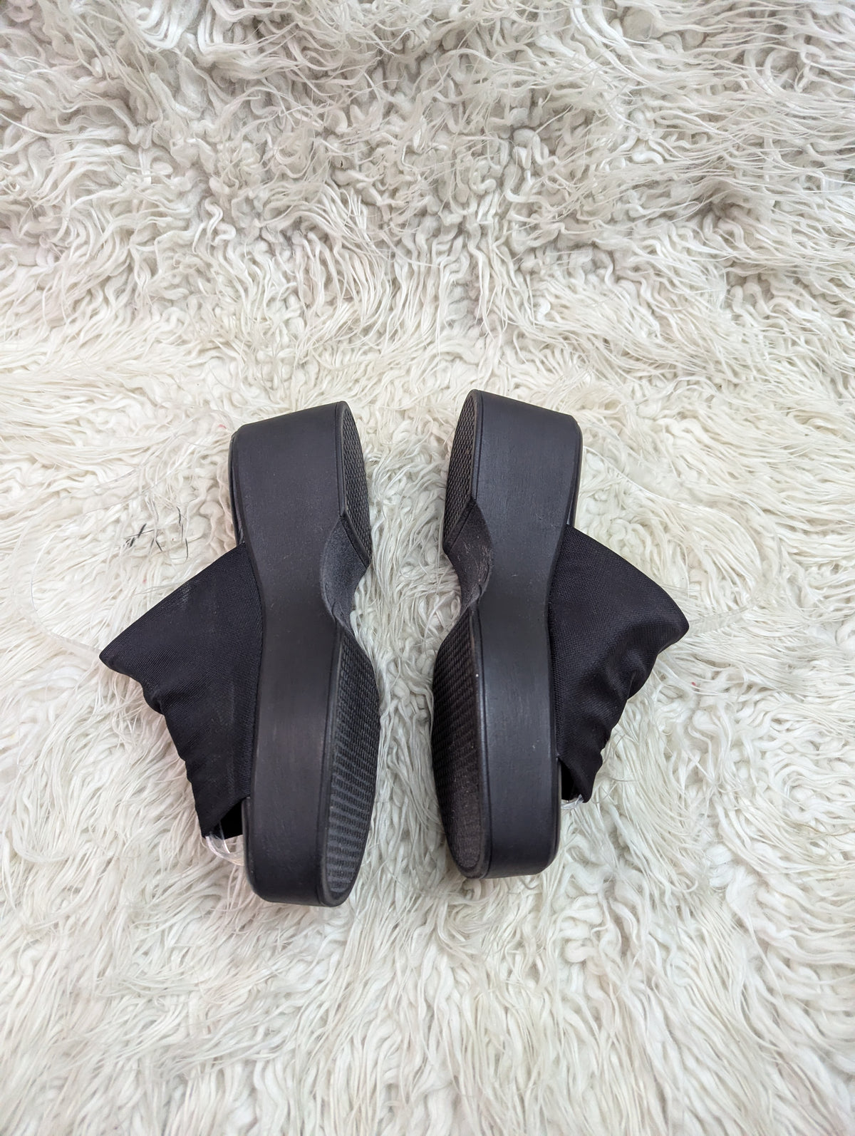 STEVE MADDEN black Slipper