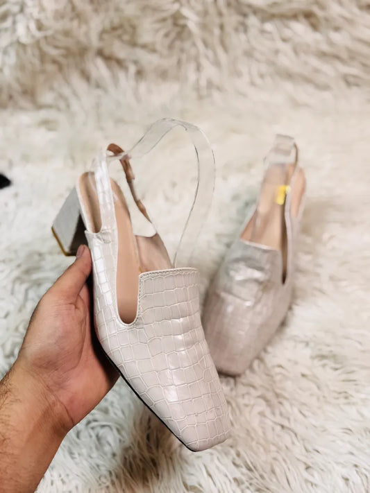 Sheln Textured Sandal