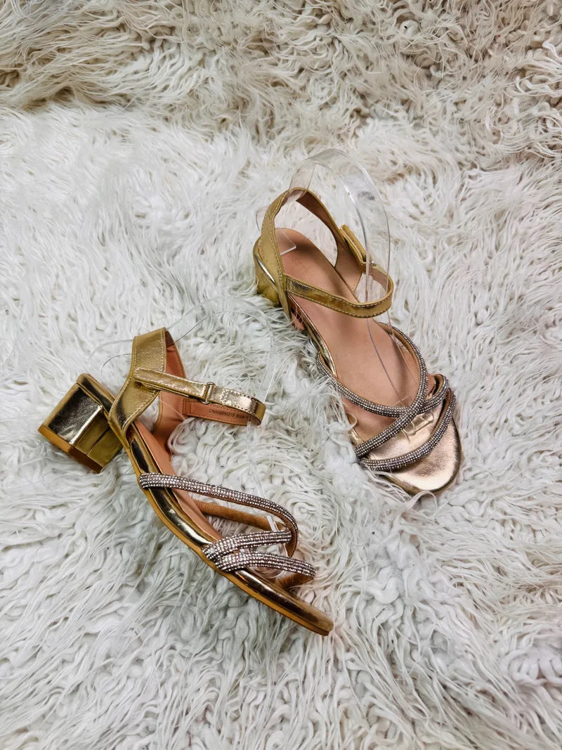 Celeste golden heel