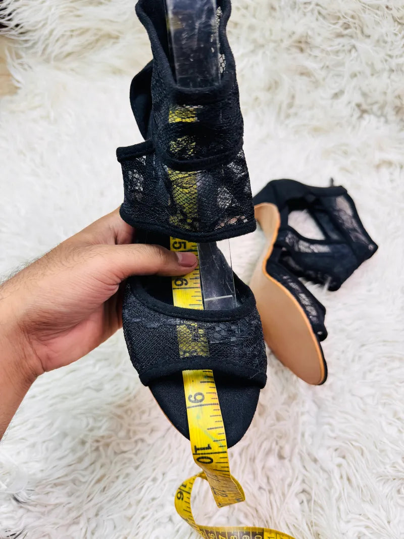 Sheln Heel Black