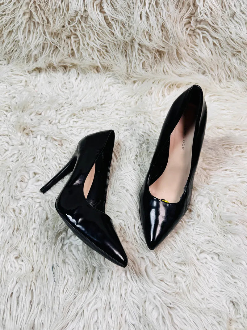 New look black pump Heel