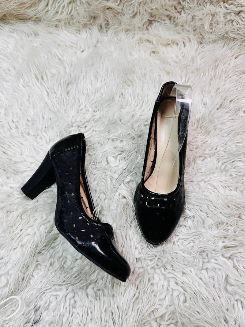 Miss F Heel pumps Black
